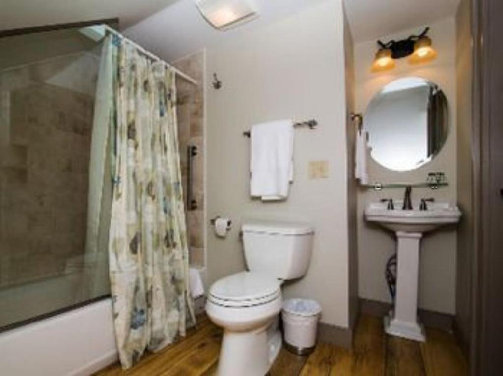 Bark Eater Inn Keene Kültér fotó