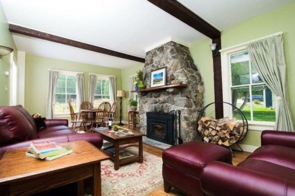 Bark Eater Inn Keene Kültér fotó